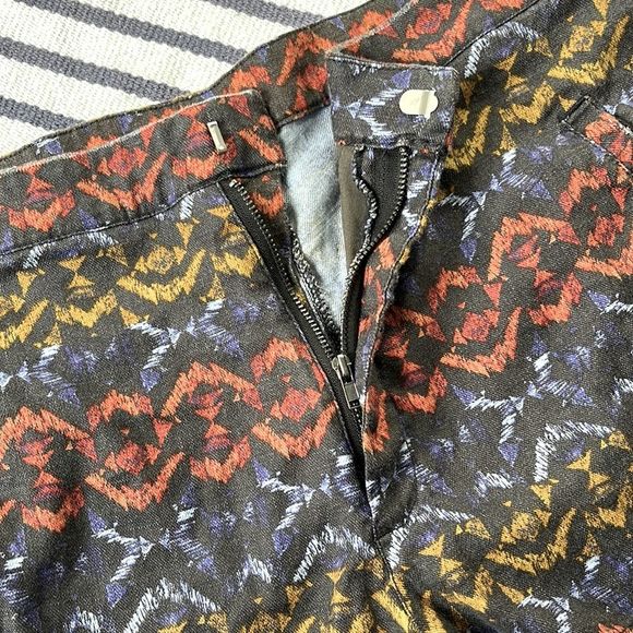 Free People Linen Blend Tribal Aztec Print Shorts Size 6 - Picture 8 of 11